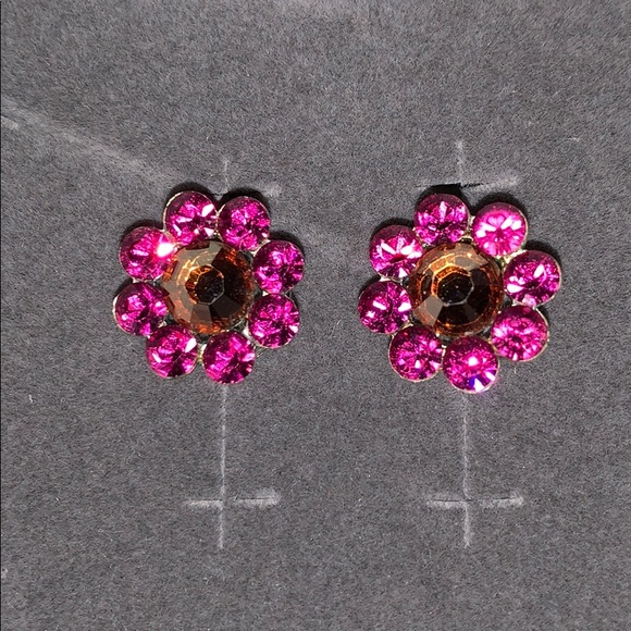 Tarina Tarantino Jewelry - Tarina Tarantino flower power post earrings